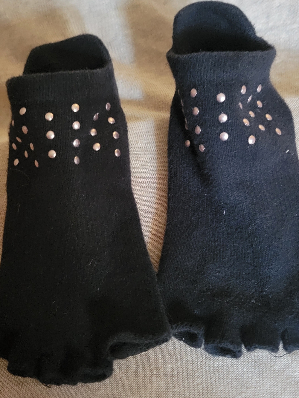 toesox Black Low-Cut Toe Socks with Pink Stud Accents Set Of 2